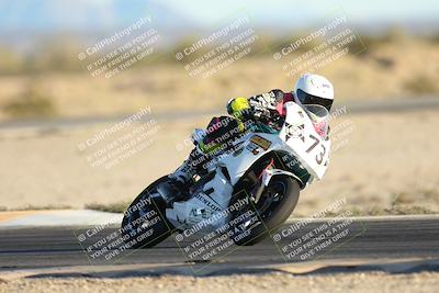 media/Dec-07-2025-CVMA (Sun) [[3e7d2de5dc]]/Race 18-Formula Twins-Formula 40 UL/